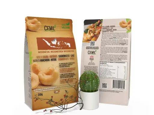 JUMBO unroasted CASHEW NUTS Indonesia CEMIL-CEMIL, Whole